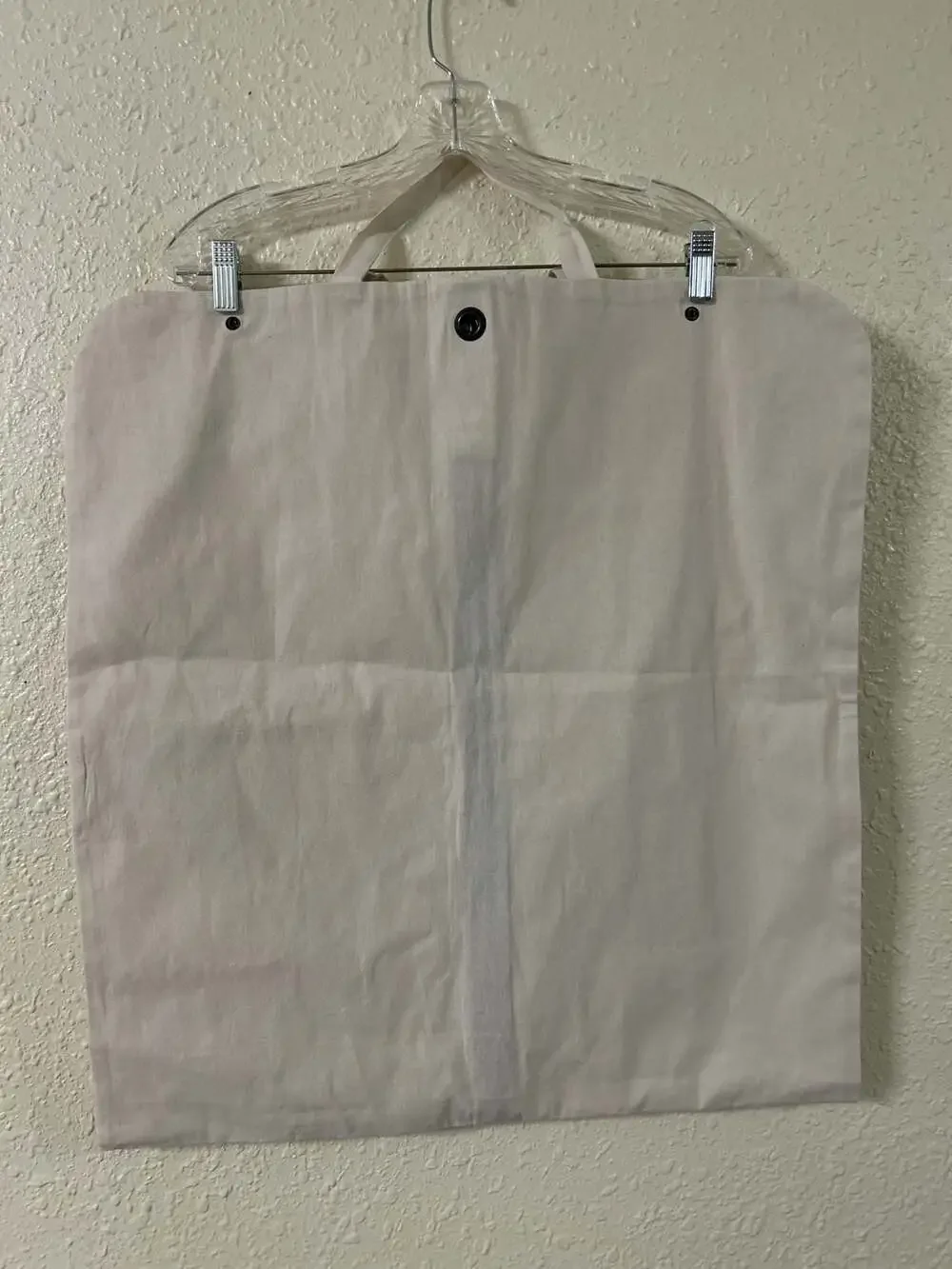 Octobre Éditions Canvas Garment Bag